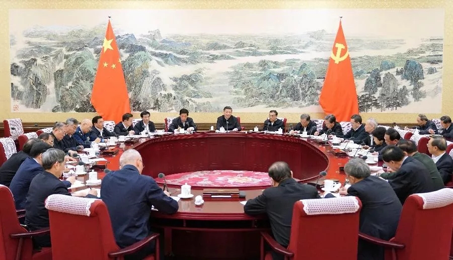 12月26日至27日,中共中央政治局召开“不忘初心、牢记使命”专题民主生活会,中共中央总书记习近平主持会议并发表重要讲话。新华社记者 李学仁 摄